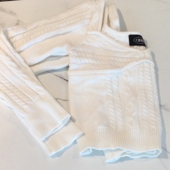 Cider white cropped sweater, size small - Picture 5 of 5